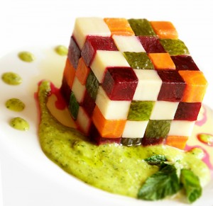 кубик рубик из овощей символизирует правила составления салатов