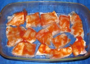 Рыбная запеканка под нежной шубкой из сыра и хлеба