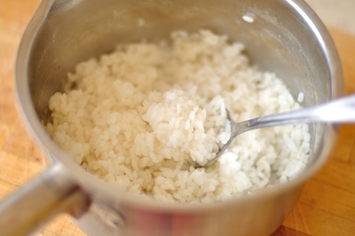 Готовый отваренный рис