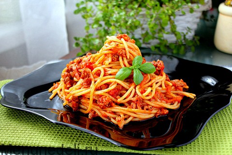 соус болоньезе рецепт в домашних условиях для спагетти с фаршем простой без вина | Дзен