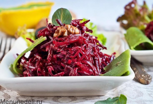 Салат из капусты и свеклы - готовить просто, а кушать вкусно: рецепт с фото и видео