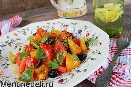 15 ярких салатов с авокадо для тех, кто любит вкусно поесть - Лайфхакер