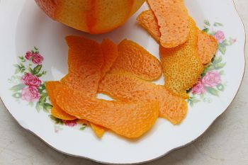Кисель из замороженной клубники с апельсином