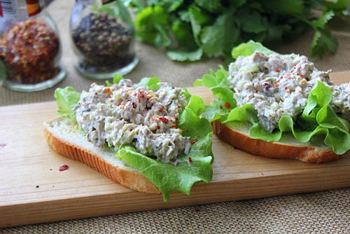 Салат с тунцом и яйцом: пошаговый рецепт от Maggi