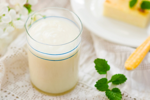 Как сварить вкусный молочный кисель: простые рецепты густого напитка