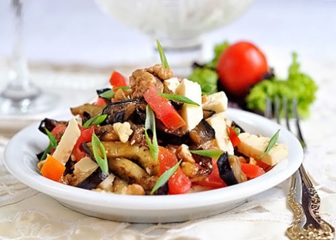 Салат с баклажанами на каждый день – кулинарный рецепт