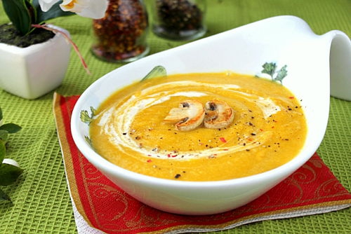 Овощной суп из тыквы, с кабачком и сельдереем, рецепт с фото.
