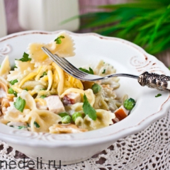 суп с зеленым горошком для ребенка 1 год. Pasta s kopchenoy kuricey. суп с зеленым горошком для ребенка 1 год фото. суп с зеленым горошком для ребенка 1 год-Pasta s kopchenoy kuricey. картинка суп с зеленым горошком для ребенка 1 год. картинка Pasta s kopchenoy kuricey. Мой ребенок очень любит зеленый горошек, поэтому весной стараюсь частенько баловать его и всю семью свежим ярким супом с зеленым горошком и домашней курочкой.