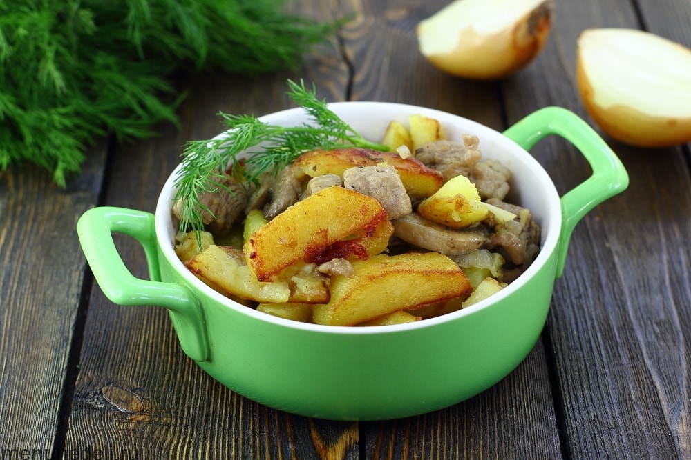 Запеченная картошка с мясом: 3 проверенных рецепта в духовке, полезные советы