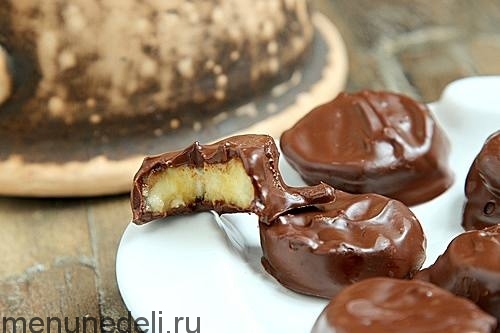 Банан в шоколаде — десерт на палочке
