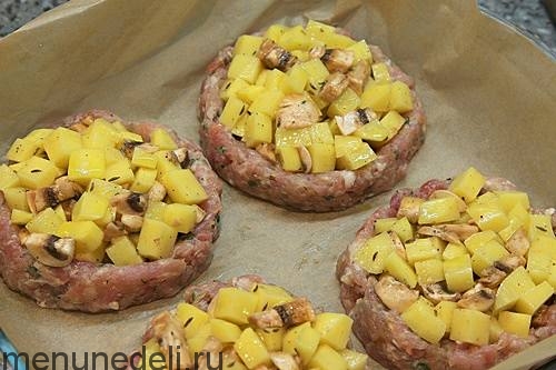 Гнезда из фарша и картофеля в духовке рецепт с фото пошагово