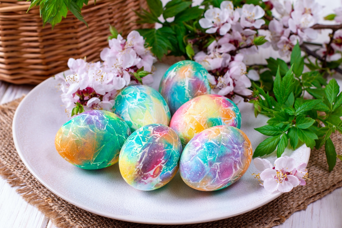 Как красиво и быстро покрасить яйца на Пасху - 13 апреля - НГСру