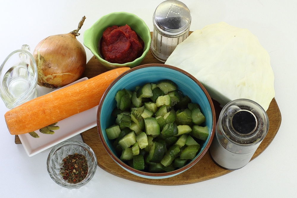 Тушеная капуста с кабачками — пошаговый рецепт с фото