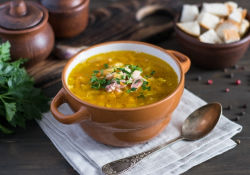 Гороховый суп: рецепт классический из копченых ребрышек