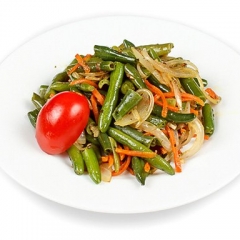 С фасолью и морковью