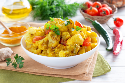Алоо гоби &#8211; индийское блюдо из картофеля и цветной капусты