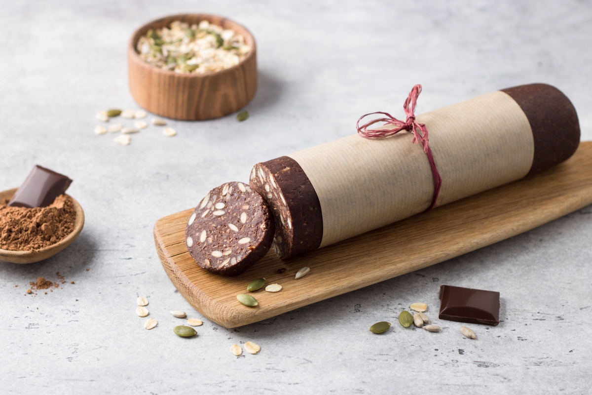 Шоколадная колбаса из печенья пошаговый рецепт с фото, как приготовить на ремонты-бмв.рф