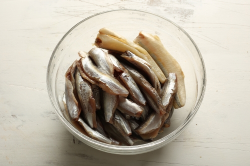 Консервы из рыбы, пошаговый рецепт на ккал, фото, ингредиенты - Елена