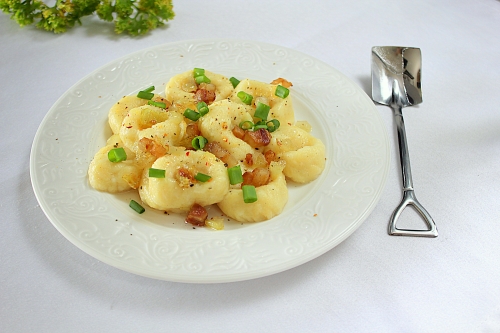 Картофельные галушки со шкварками - рецепт с фотографиями - Patee. Рецепты