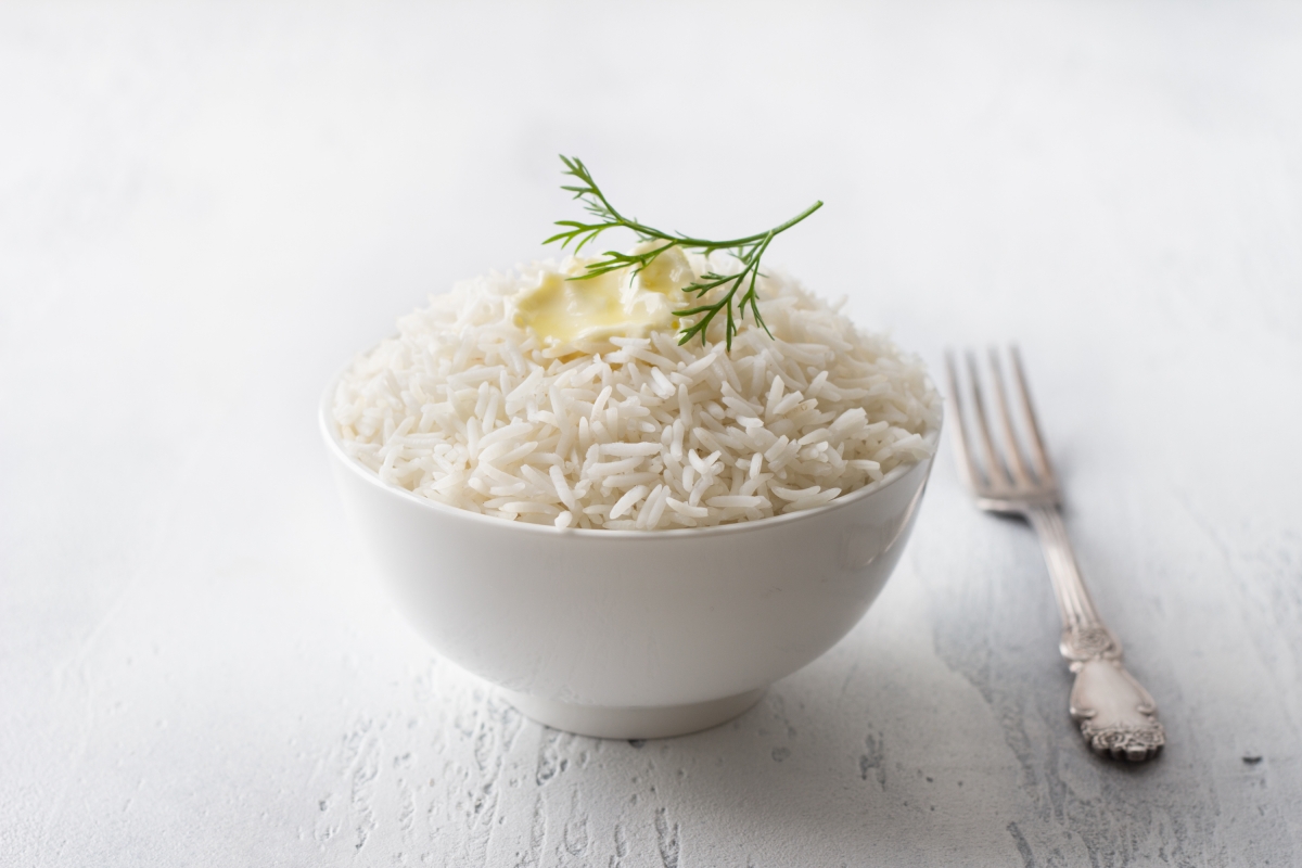 Рассыпчатый рис на гарнир в кастрюле – пошаговый рецепт приготовления с фото