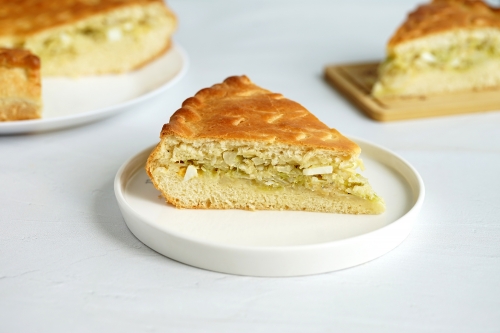 Дрожжевой пирог с капустой – пошаговый рецепт с фото его домашнего приготовления в духовке