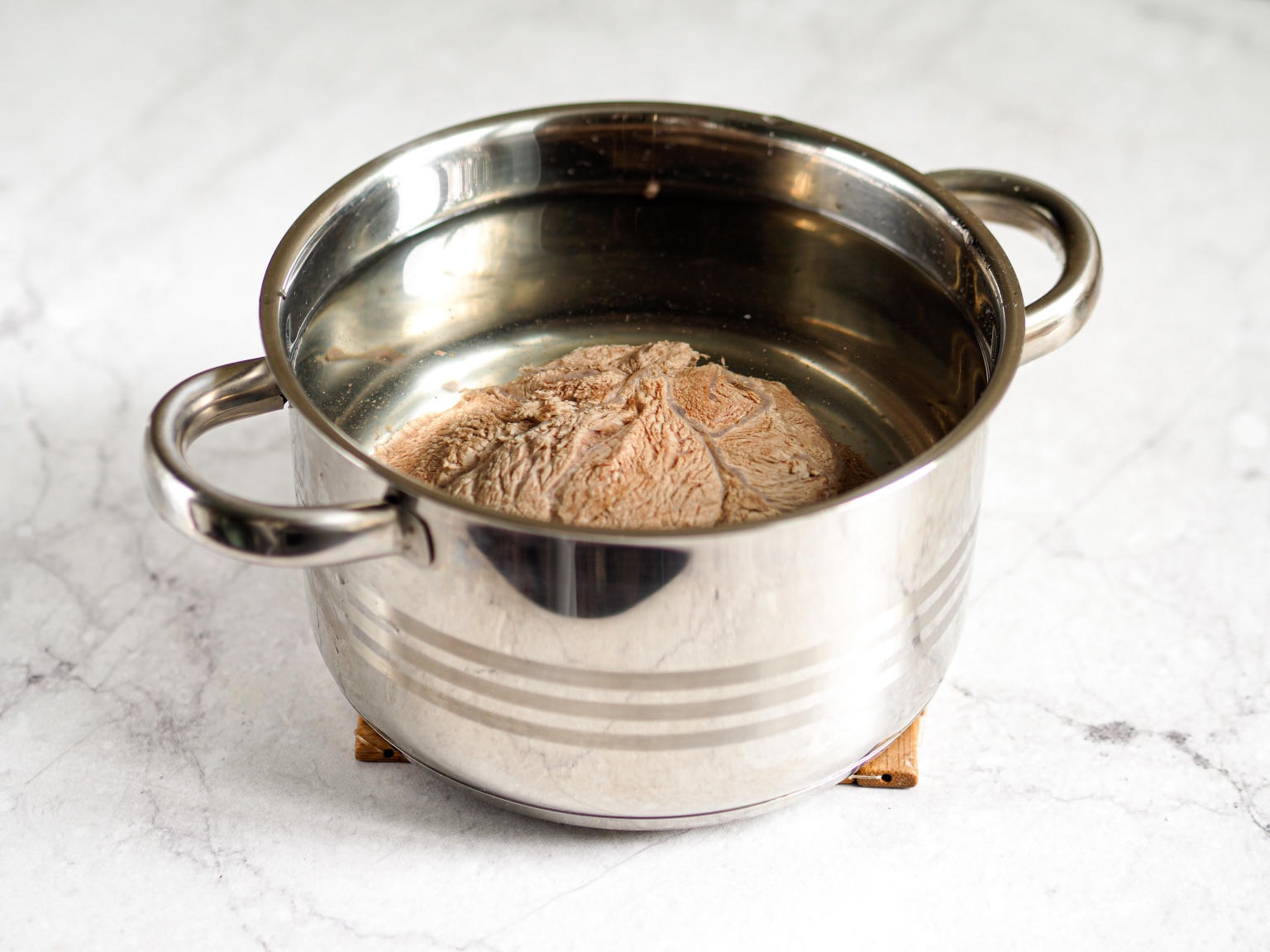 Рассольник с перловкой и солеными огурцами со свининой пошаговый рецепт с фото