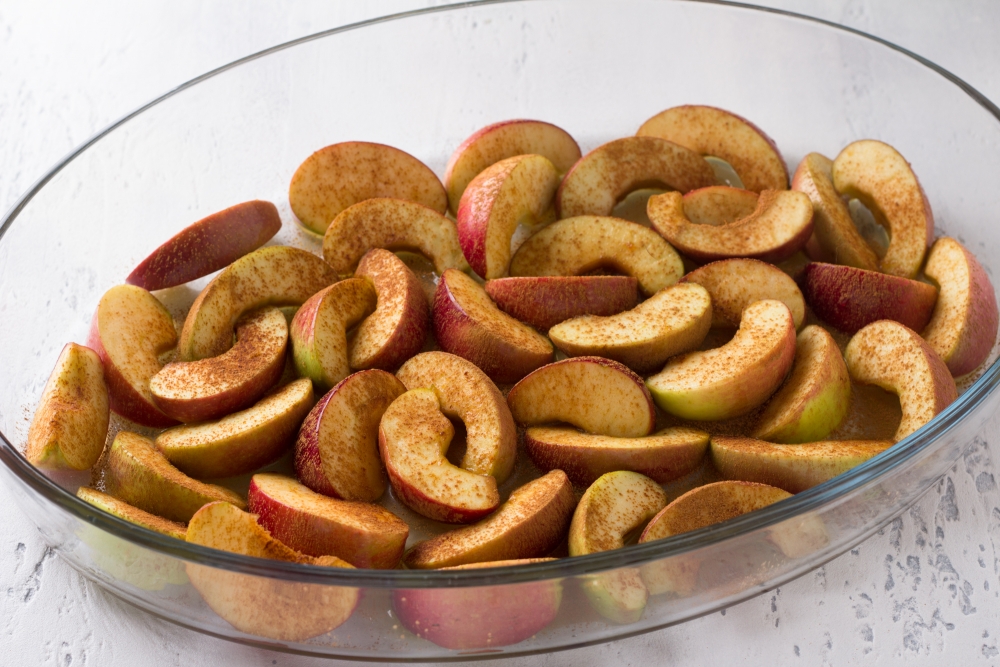 Яблоки с брусникой, пошаговый рецепт на ккал, фото, ингредиенты - Леди