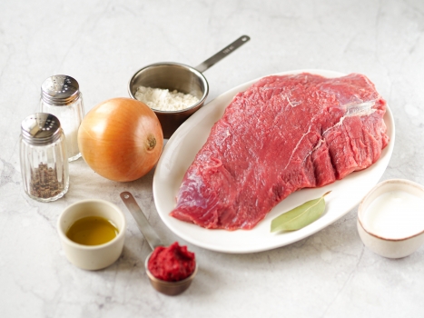 Как приготовить из говядины бефстроганов: шаги рецепта