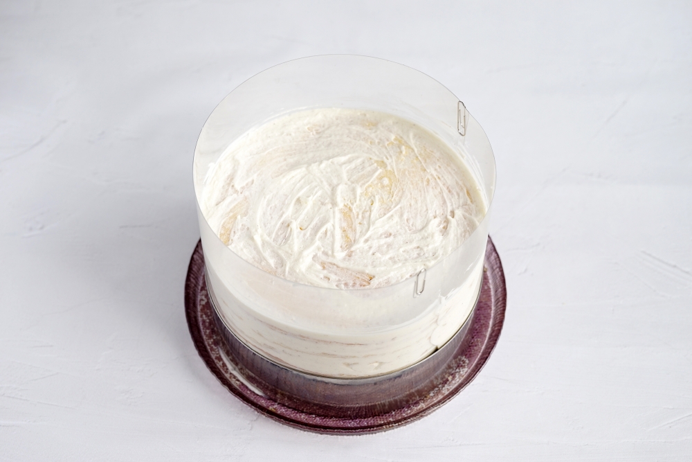 Как приготовить Постный Медовик торт с кремом с манкой и соком рецепт пошагово