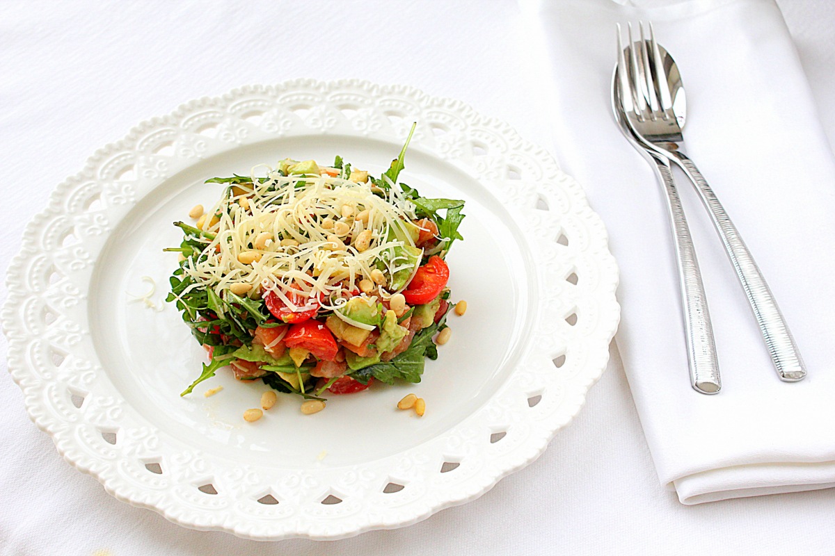 Праздничный салат с семгой, пошаговый рецепт с фотографиями – Салаты. «Еда»
