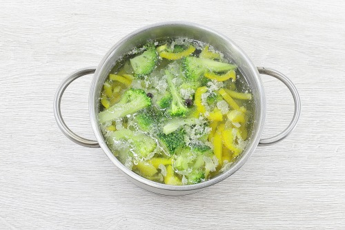 Как приготовить Суп-пюре из брокколи рецепт пошагово