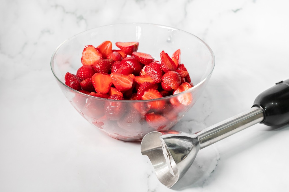 Смузи из ягод – лучшие простые рецепты в блендере пошагово с фото