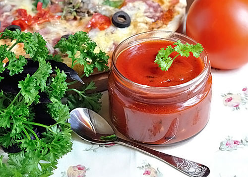 Томатный соус с хреном (к горячим и холодным закускам и блюдам), пошаговый рецепт с фото на 0 ккал