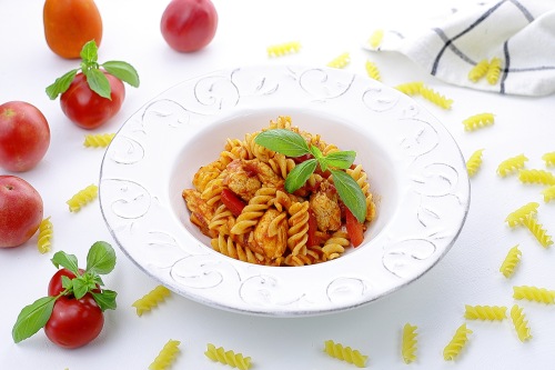 Спагетти с курицей в сливочном соусе - пошаговый рецепт с фото