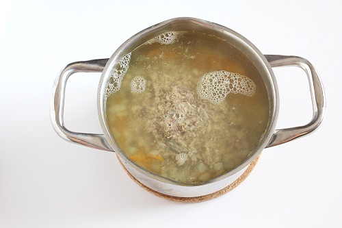 Рыбный суп из консервов скумбрии