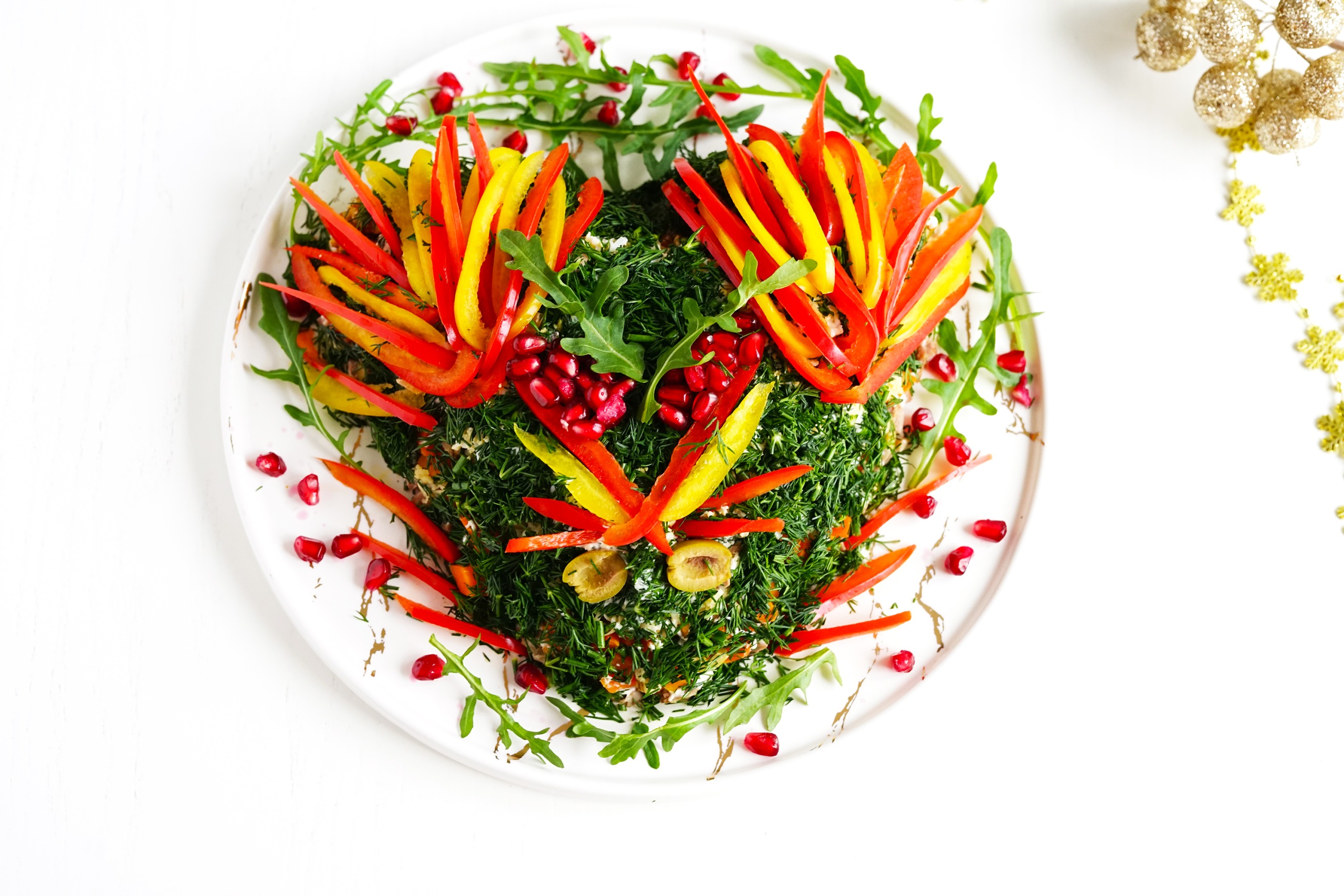 5 рецептов салатов на Новый год удивите своих гостей | MARIECLAIRE