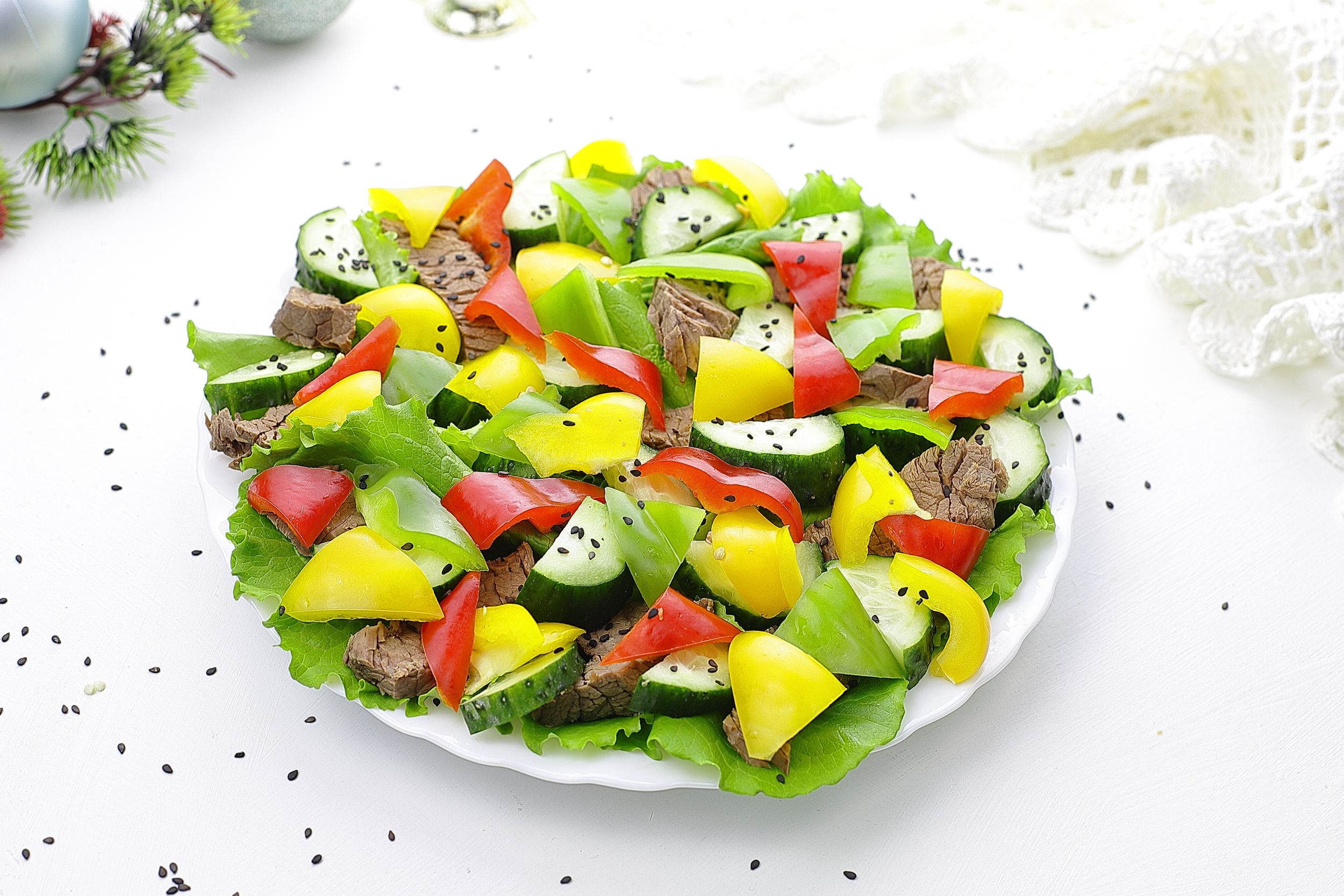 Способы подготовки мяса для салатов