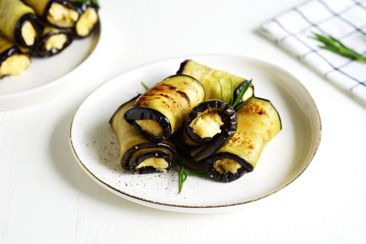 Роллатини из баклажанов с сыром