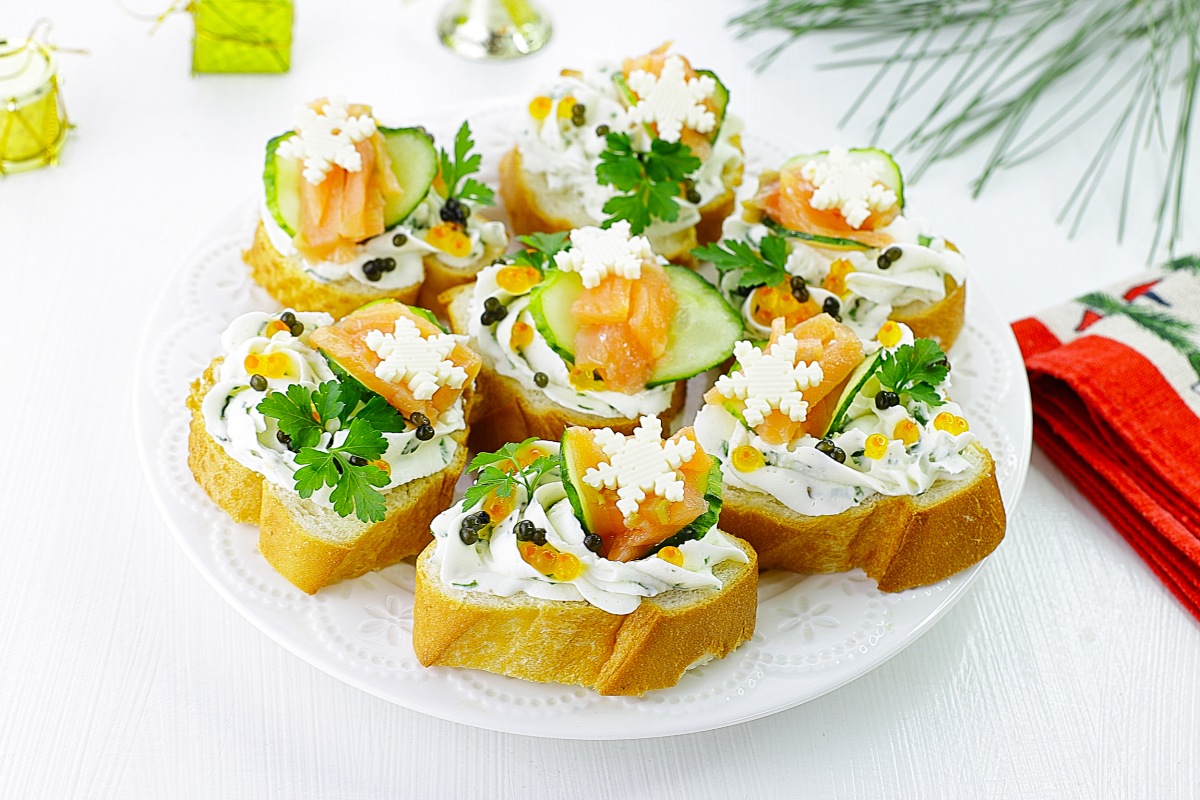 Бутерброды с творожным сыром и сёмгой