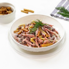 С фасолью и колбасой