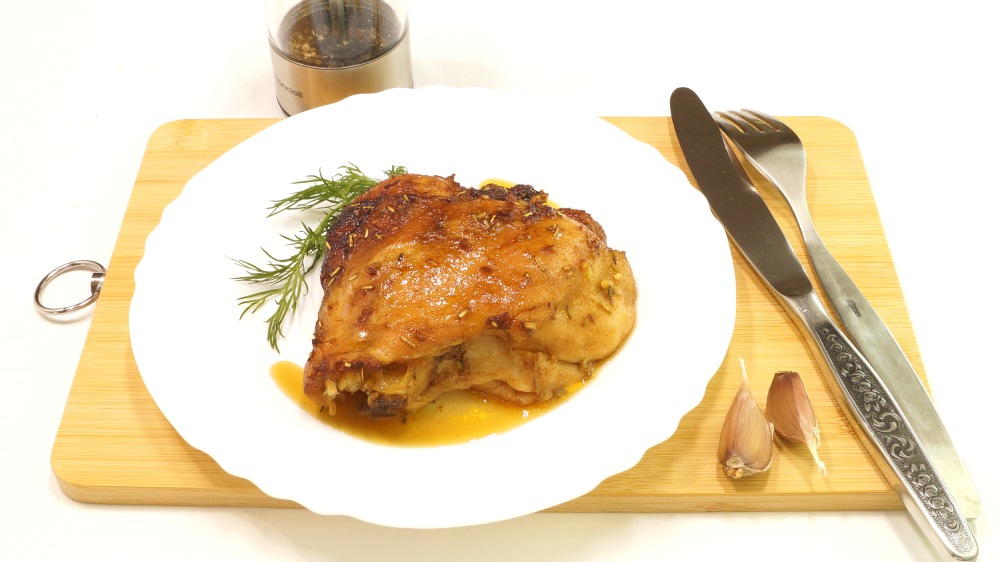 Бедро куриное в духовке: самый вкусный рецепт Бедро куриное в духовке: самый вкусный рецепт
