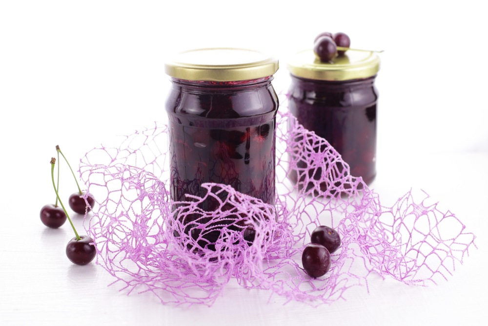 Варенье из вишни с косточками Варенье из вишни с косточками
