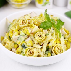 С курицей и кукурузой