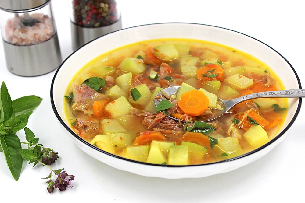 Суп куриный с кабачком Суп куриный с кабачком