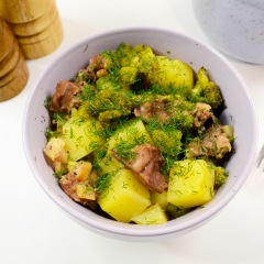 Картофель в духовке с мясом