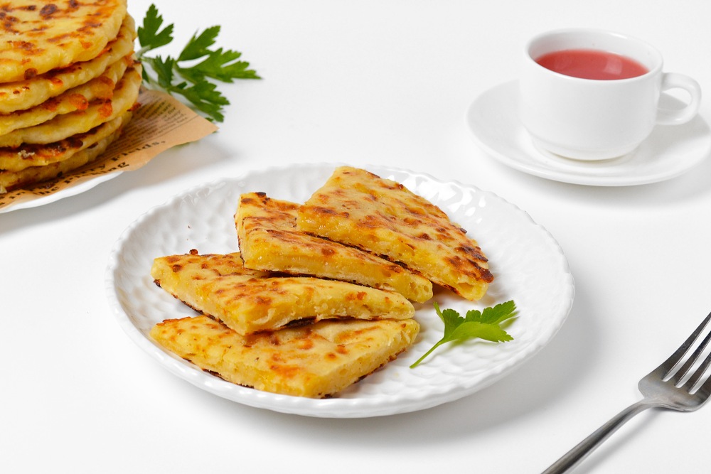 Лепешки на кефире с сыром на сковороде