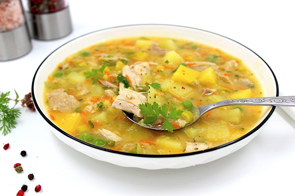 Гороховый суп с курицей и картошкой