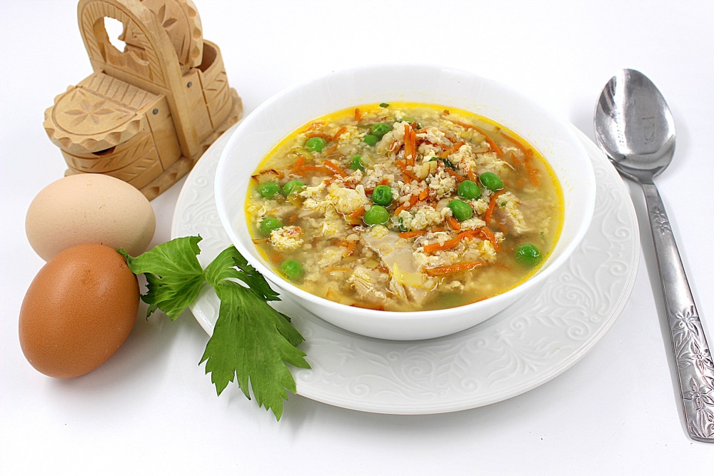 Кудрявый суп с яйцом и курицей Кудрявый суп с яйцом и курицей
