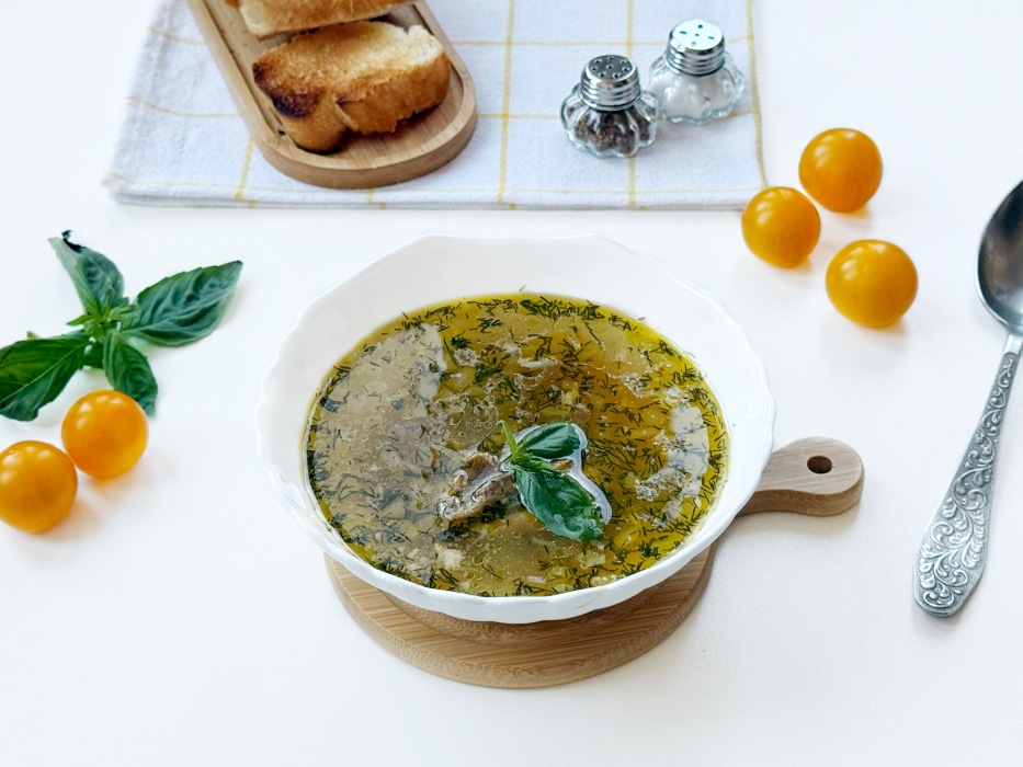 Суп с тушенкой и картошкой: простой и вкусный рецепт