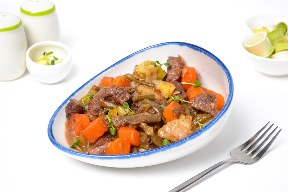 Жаркое из говядины с овощами по-домашнему